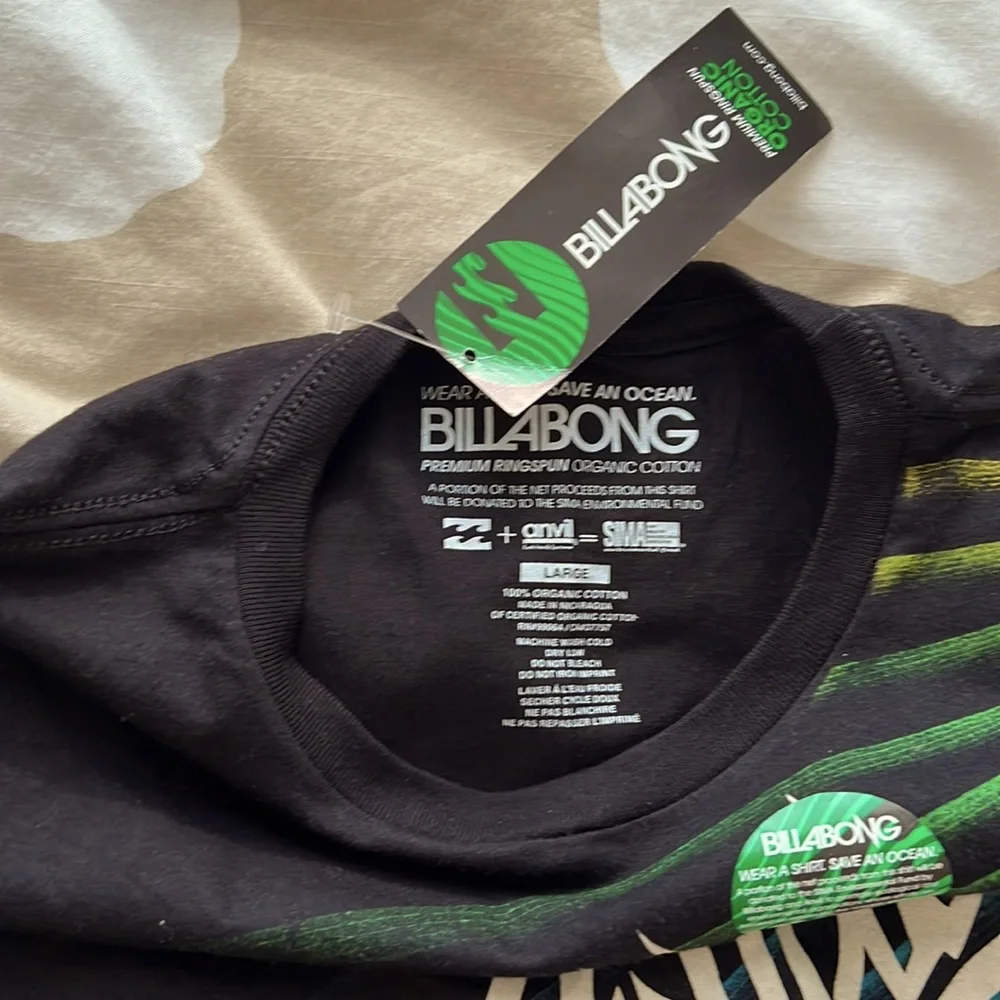 New with tags Billabong T shirt - Picture 4 of 4